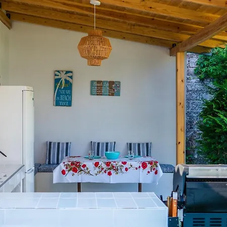 Athena's بوليخرونو