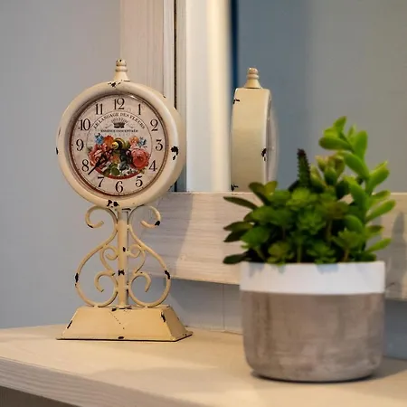 Athena's Polychrono