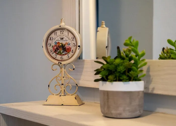 Athena's Polychrono